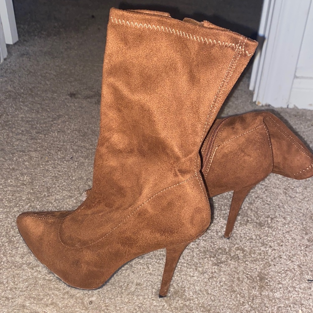 Over ankle brown suede  boots